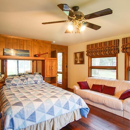 South Haven Home About 1 Mi To Lake Michigan! Екстериор снимка