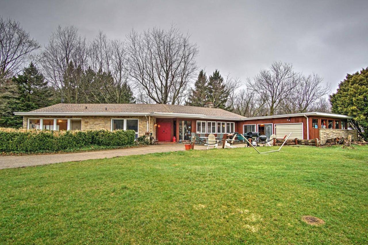 South Haven Home About 1 Mi To Lake Michigan! Екстериор снимка